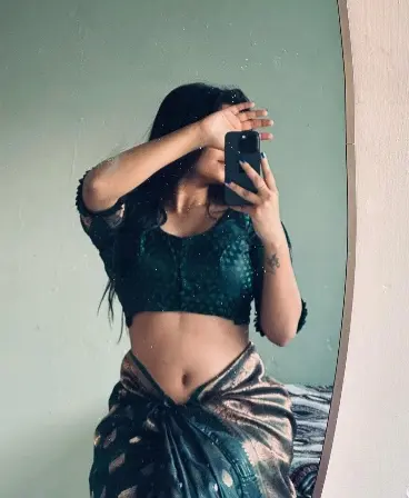 escorts 26